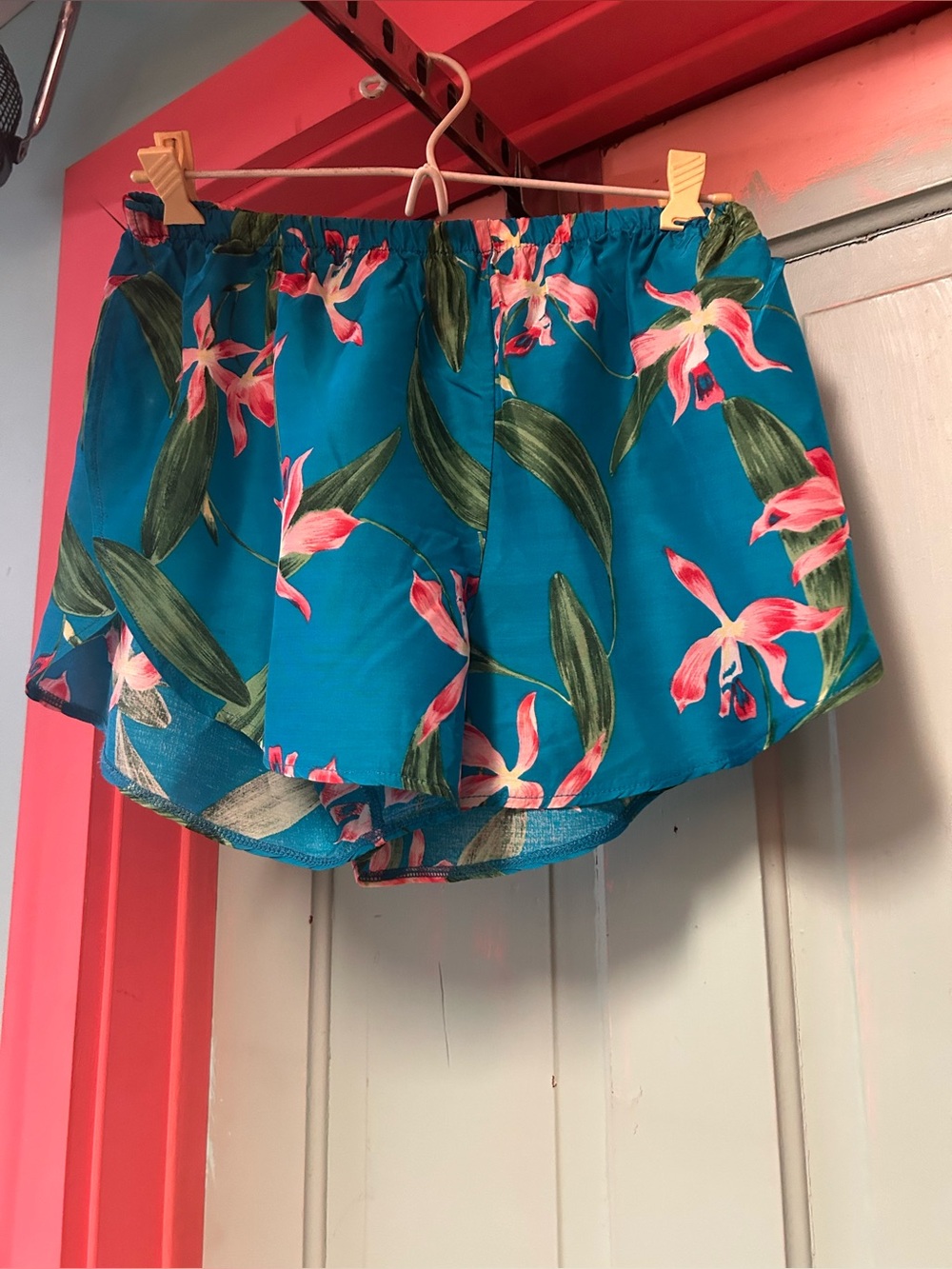 Floral Blue Elastic-Waist Women’s Shorts